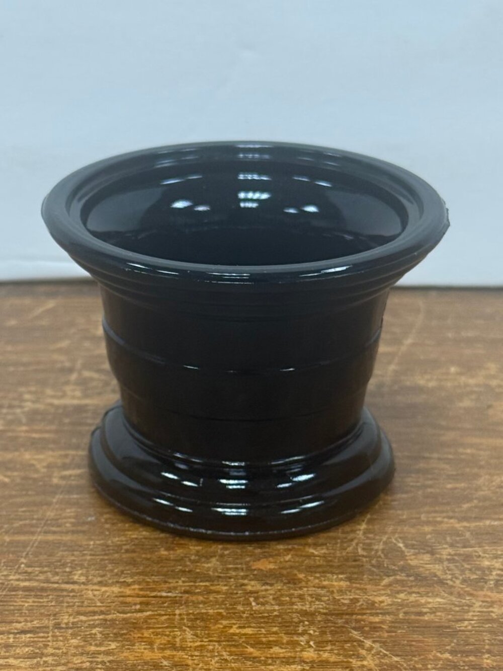 Vintage Art Deco-style Black Glass Apothecary Jar Base. KK615